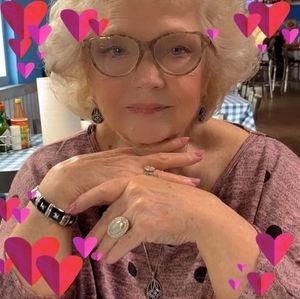 Meet your Posher, Patsy